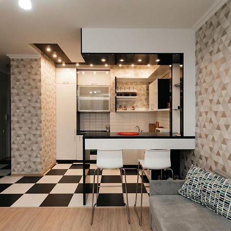 City Center Lev Tolstoi Residence Chişinău Esterno foto