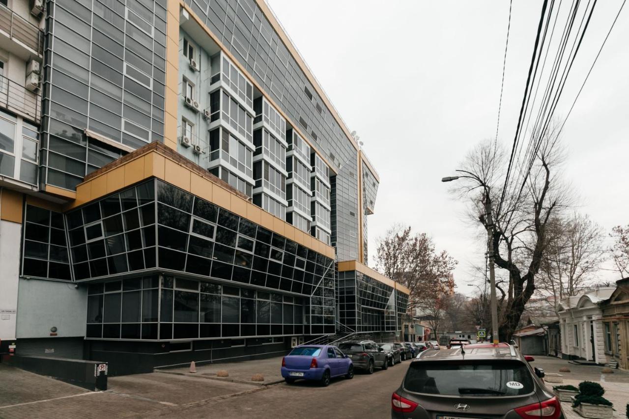City Center Lev Tolstoi Residence Chişinău Esterno foto